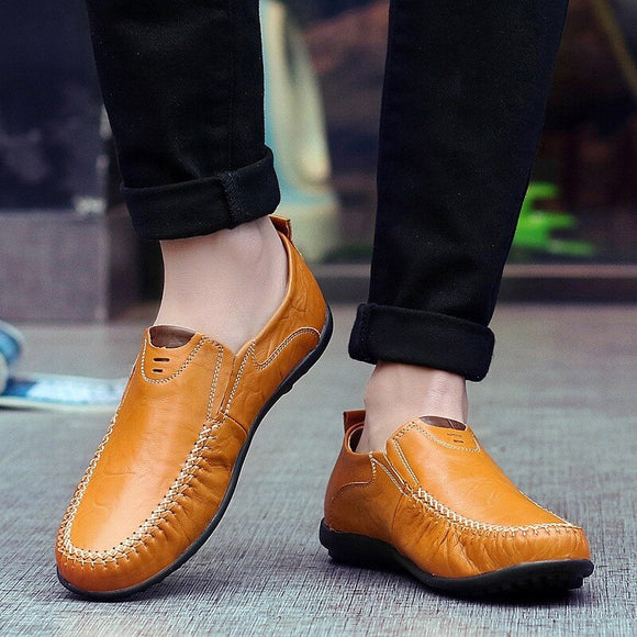 Genuine Leather Men Moccasins Breathable Shoes